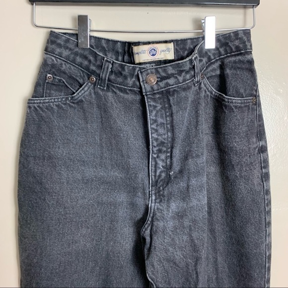[Gap] Vintage Washed Black Denim High Rise Mom Jeans - Picture 2 of 9